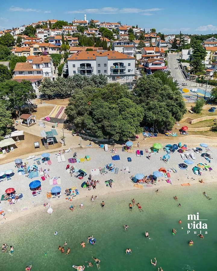 Seaside View - Family & Friends Apartment 풀라 0*,